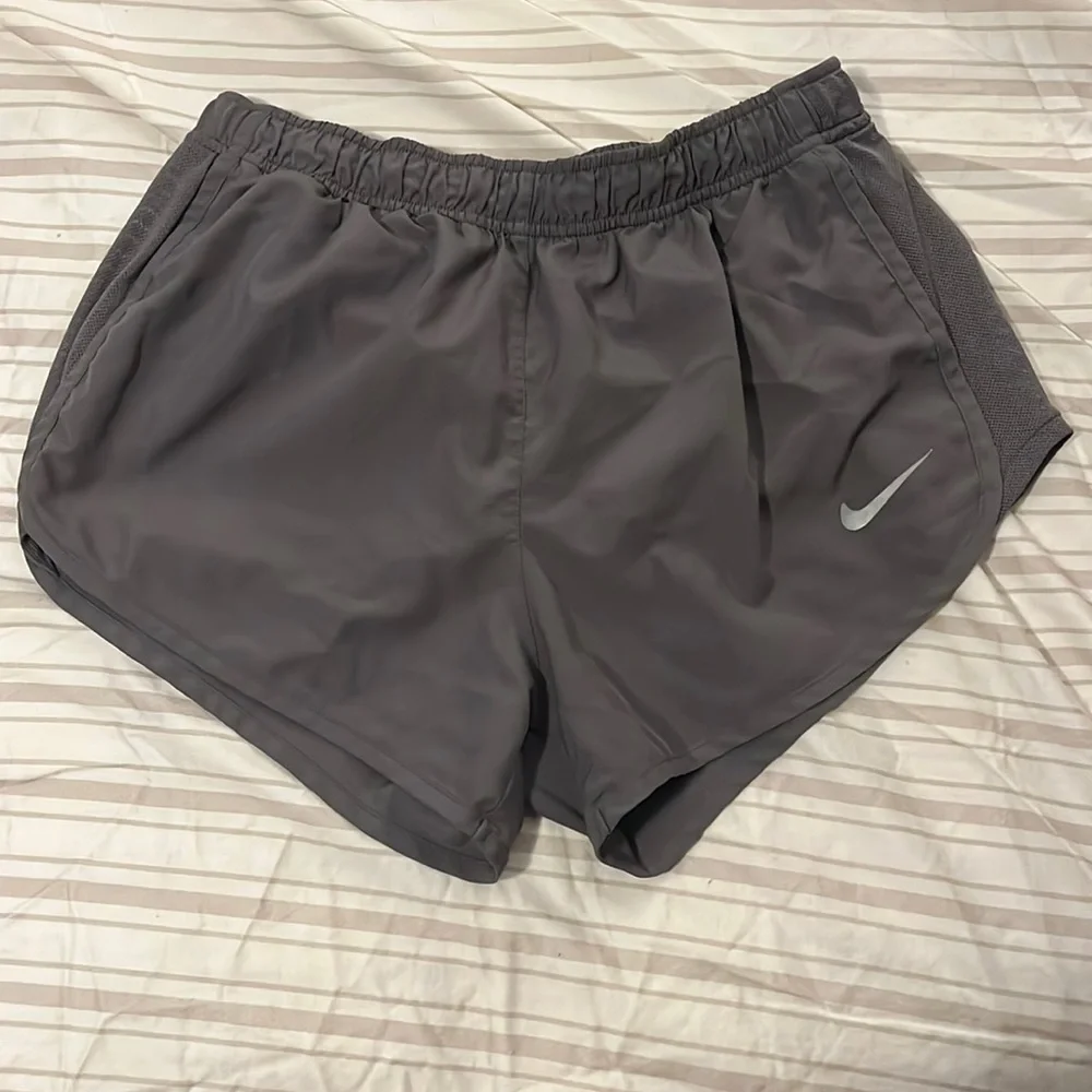 Nike Running Shorts - Picture 1 of 5